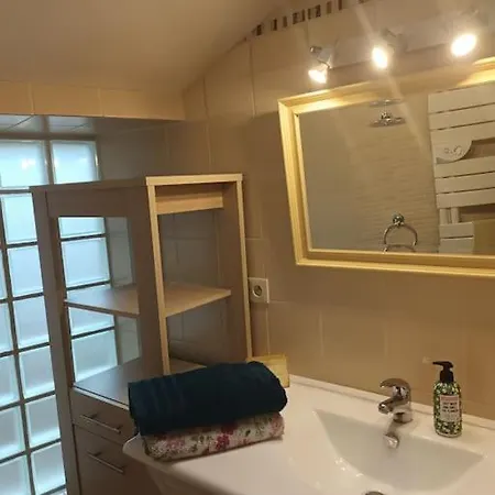 بيت للعطل Jolie Petite Maison Serenite Centre Historique بريود